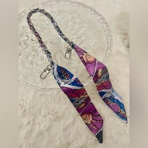 🛍️2/$30 Purple multi  Chain Scarf Bag Strap with Silk-Like Tie Ends